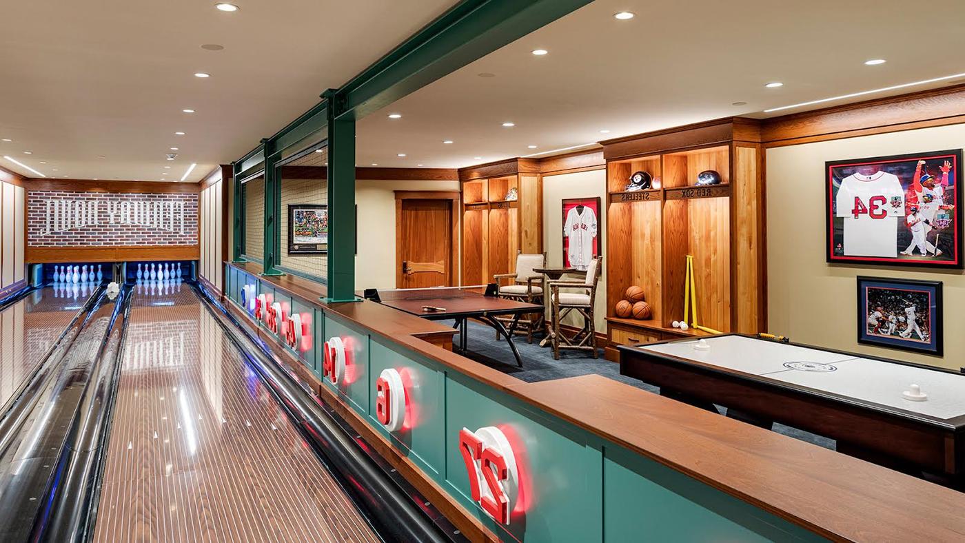 首页 Bowling Alley in Basement - Battle Associate 365体育官网客户端; Wood & 粘土公司.; Greg Premru Photography