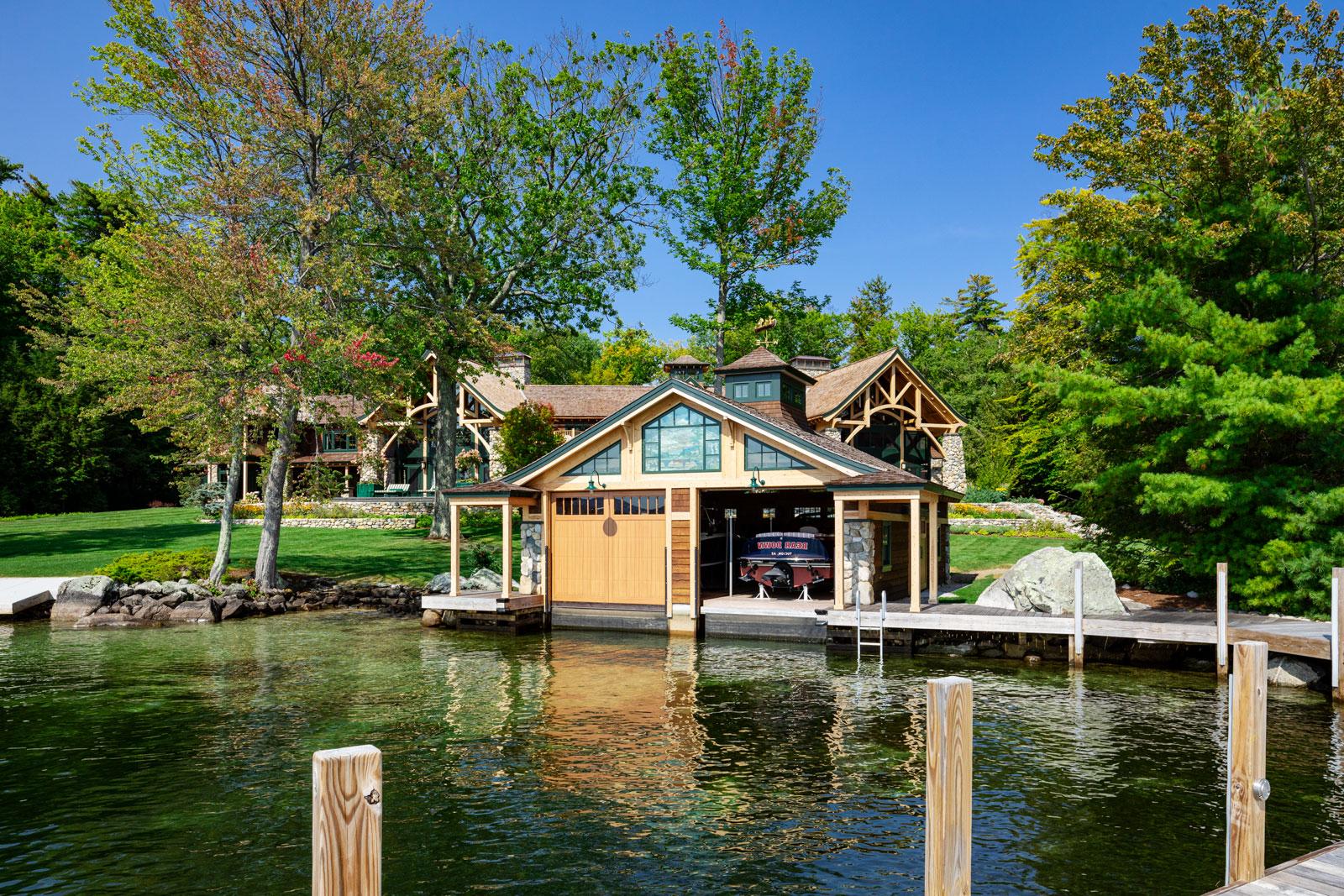 Rustic refined lakehouse on Lake Winnipesaukee